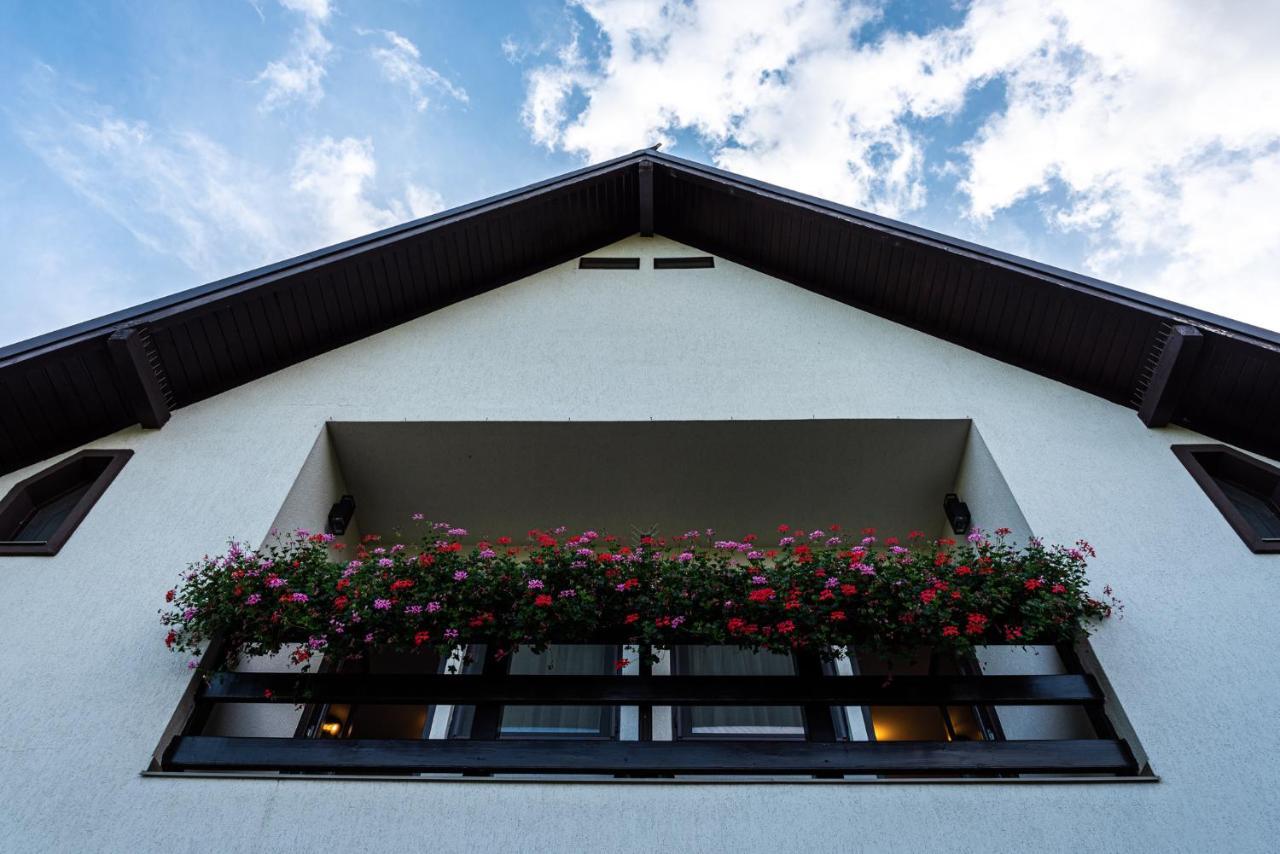 Hotel K'Raman Râmnicu Vâlcea Exterior foto